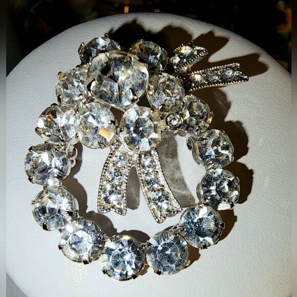 Eisenberg Jewelry - Vintage Eisenberg Ice Brooch Crystal Fashion Brooch 1940-50's